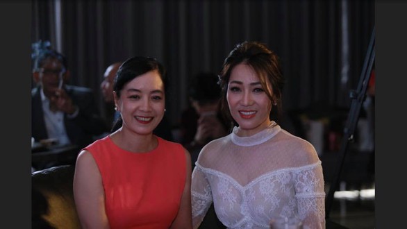 Minh Thu tự đạo diễn MV khiến đạo diễn Khải Hưng ngỡ ngàng - Ảnh 4. Minh Thu tự đạo diễn MV khiến đạo diễn Khải Hưng ngỡ ngàng - Ảnh 4.