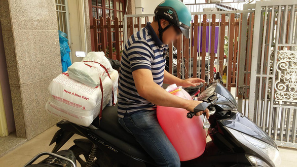 Vào khách sạn, không dám dùng kem đánh răng, dầu gội, sữa tắm