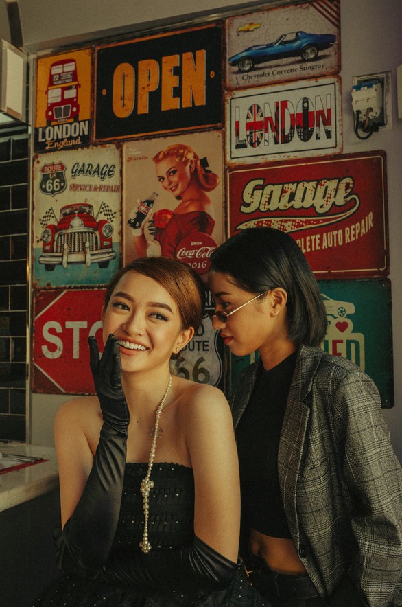 Kaity Nguyễn - Trịnh Thảo hóa thân chơi Halloween - Ảnh 1. Kaity Nguyễn - Trịnh Thảo hóa thân chơi Halloween - Ảnh 1.