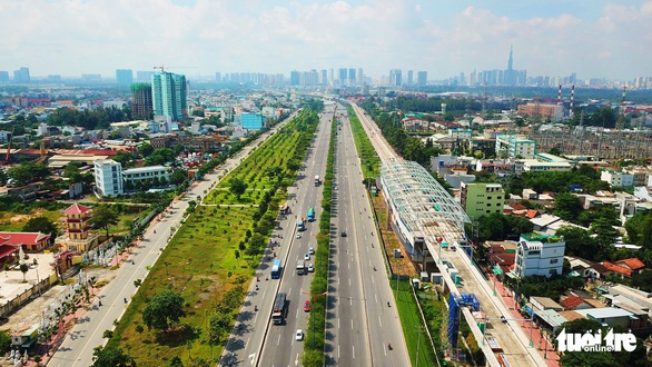 TP.HCM tìm giải pháp xây dựng khu Đông thành đô thị sáng tạo - Ảnh 1. TP.HCM tìm giải pháp xây dựng khu Đông thành đô thị sáng tạo - Ảnh 1.