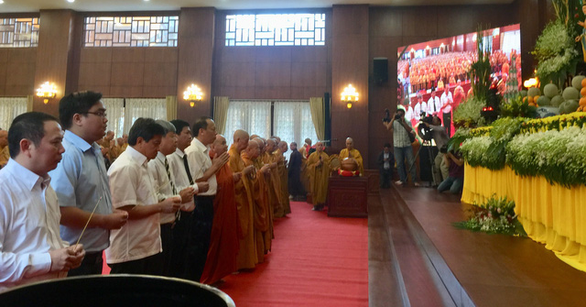 Cầu siêu cho nạn nhân tử vong vì tai nạn giao thông - Ảnh 1. Cầu siêu cho nạn nhân tử vong vì tai nạn giao thông - Ảnh 1.