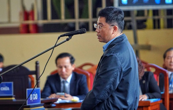 Trùm đường dây cờ bạc khai biếu 2 cựu tướng công an 50 tỉ - Ảnh 1. Trùm đường dây cờ bạc khai biếu 2 cựu tướng công an 50 tỉ - Ảnh 1.