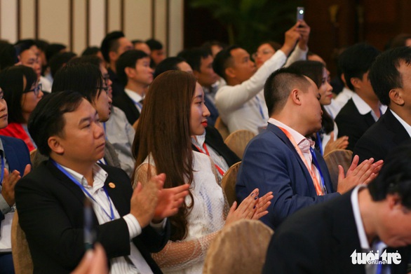 Thủ tướng Nguyễn Xuân Phúc đối thoại với người trẻ khởi nghiệp - Ảnh 7. Thủ tướng Nguyễn Xuân Phúc đối thoại với người trẻ khởi nghiệp - Ảnh 7.
