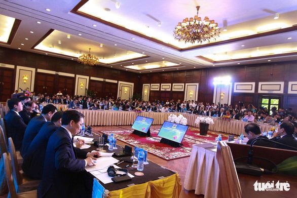 Thủ tướng Nguyễn Xuân Phúc đối thoại với người trẻ khởi nghiệp - Ảnh 3. Thủ tướng Nguyễn Xuân Phúc đối thoại với người trẻ khởi nghiệp - Ảnh 3.