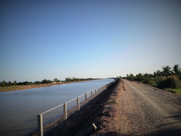 Bến Tre đưa vào sử dụng hồ chứa nước ngọt 1 triệu m3 đầu tiên - Ảnh 2. Bến Tre đưa vào sử dụng hồ chứa nước ngọt 1 triệu m3 đầu tiên - Ảnh 2.