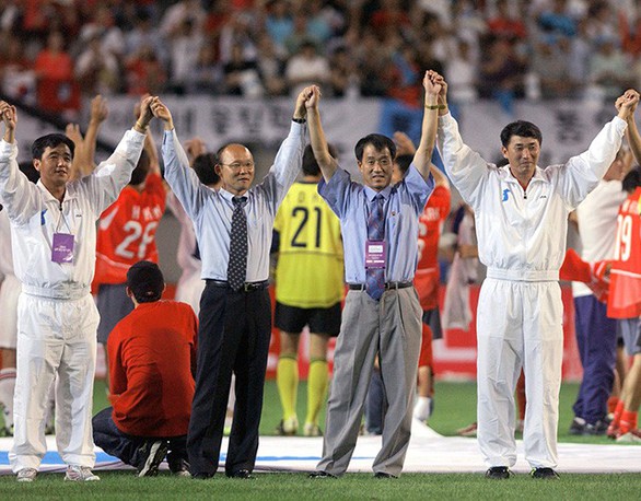 AFF Cup 2018: Nóng bỏng cuộc đấu giữa các HLV từng dự World Cup - Ảnh 3. AFF Cup 2018: Nóng bỏng cuộc đấu giữa các HLV từng dự World Cup - Ảnh 3.