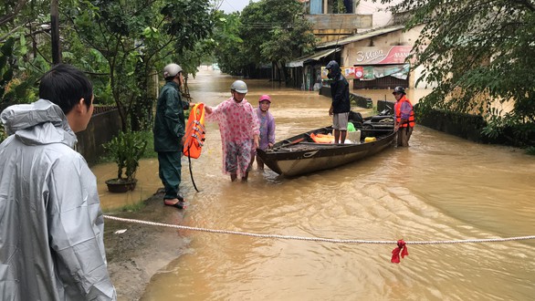 Đà Nẵng: Có không chuyện ghim nước, thổi phồng nguy cơ? - Ảnh 7. Đà Nẵng: Có không chuyện ghim nước, thổi phồng nguy cơ? - Ảnh 7.