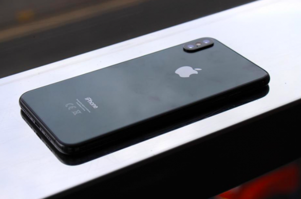 Vấn đề lớn nhất của iPhone XS và XR là gì? - Ảnh 1. Vấn đề lớn nhất của iPhone XS và XR là gì? - Ảnh 1.