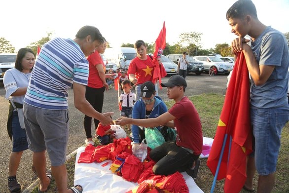 Việt Nam thắng dễ Lào ở trận ra quân AFF Cup 2018 - Ảnh 3. Việt Nam thắng dễ Lào ở trận ra quân AFF Cup 2018 - Ảnh 3.