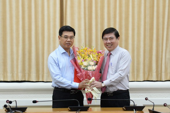 Bổ nhiệm ông Nguyễn Văn Dũng làm Phó bí thư quận 1 - Ảnh 2. Bổ nhiệm ông Nguyễn Văn Dũng làm Phó bí thư quận 1 - Ảnh 2.