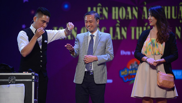 Ảo thuật gia Nguyễn Việt Duy: Gương mặt hot của các game show - Ảnh 1. Ảo thuật gia Nguyễn Việt Duy: Gương mặt hot của các game show - Ảnh 1.
