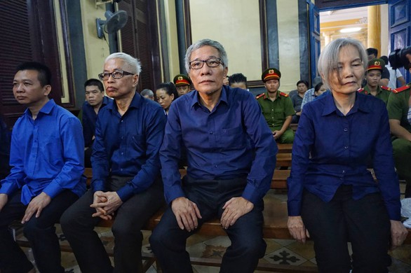 Nguyên tổng giám đốc Lương thực Nam Định: Bị cáo không tư túi gì - Ảnh 1. Nguyên tổng giám đốc Lương thực Nam Định: Bị cáo không tư túi gì - Ảnh 1.