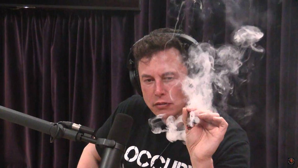 Tỉ phú ngông Elon Musk thách thức: Tôi muốn nói gì mặc tôi - Ảnh 2. Tỉ phú ngông Elon Musk thách thức: Tôi muốn nói gì mặc tôi - Ảnh 2.