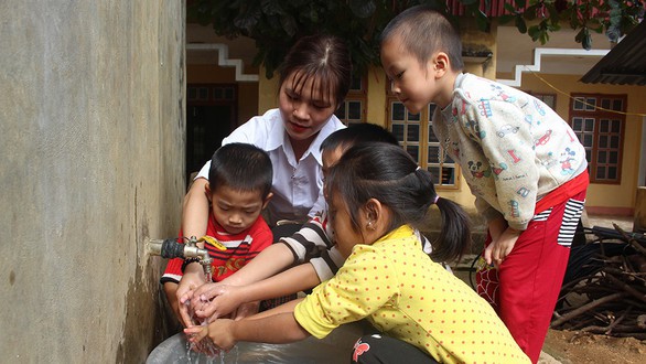 Sẻ chia nước sạch 2018: Nước sạch nơi xa, nay đã hóa gần - Ảnh 1. Sẻ chia nước sạch 2018: Nước sạch nơi xa, nay đã hóa gần - Ảnh 1.