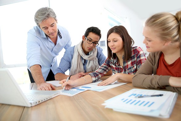 Mách sinh viên mẹo gây thiện cảm ở công ty thực tập - Ảnh 2. Mách sinh viên mẹo gây thiện cảm ở công ty thực tập - Ảnh 2.