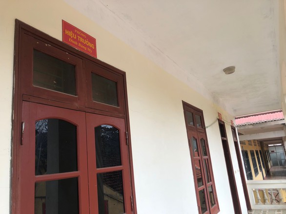 Hiệu trưởng nghi lạm dụng nam sinh từng phát biểu chống xâm hại trẻ - Ảnh 2. Hiệu trưởng nghi lạm dụng nam sinh từng phát biểu chống xâm hại trẻ - Ảnh 2.