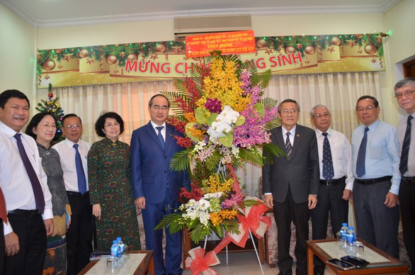 Bí thư Nguyễn Thiện Nhân chúc mừng Hội thánh Tin lành Việt Nam - Ảnh 1. Bí thư Nguyễn Thiện Nhân chúc mừng Hội thánh Tin lành Việt Nam - Ảnh 1.