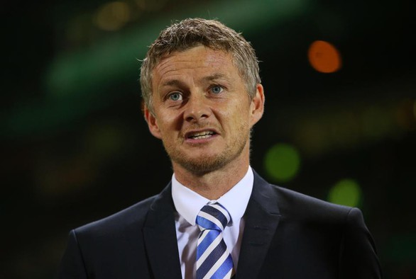 M.U bổ nhiệm cựu danh thủ Solskjaer làm HLV tạm quyền - Ảnh 1. M.U bổ nhiệm cựu danh thủ Solskjaer làm HLV tạm quyền - Ảnh 1.