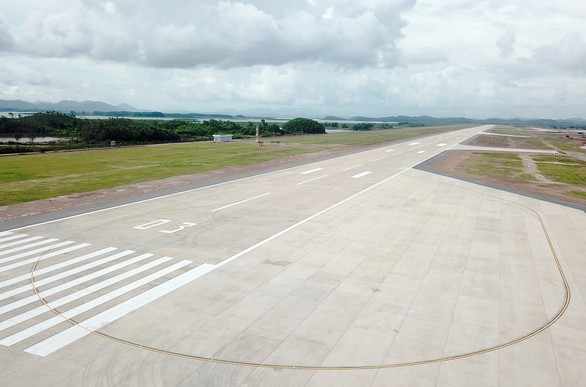 Sân bay Vân Đồn trước giờ… cất cánh - Ảnh 1. Sân bay Vân Đồn trước giờ… cất cánh - Ảnh 1.