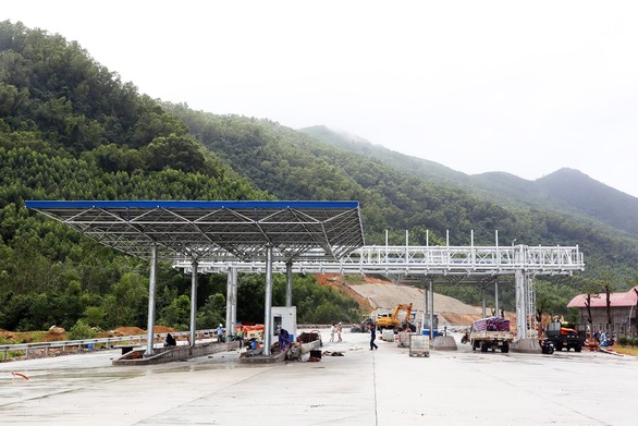 Hầm đường bộ Đèo Cù Mông vận hành sử dụng trước Tết Kỷ Hợi 2019 - Ảnh 8. Hầm đường bộ Đèo Cù Mông vận hành sử dụng trước Tết Kỷ Hợi 2019 - Ảnh 8.