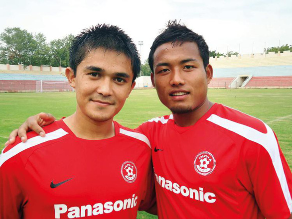 Đối thủ của Thái Lan ở Asian Cup tin sẽ thành công nhờ... thần giao cách cảm - Ảnh 1. Đối thủ của Thái Lan ở Asian Cup tin sẽ thành công nhờ... thần giao cách cảm - Ảnh 1.