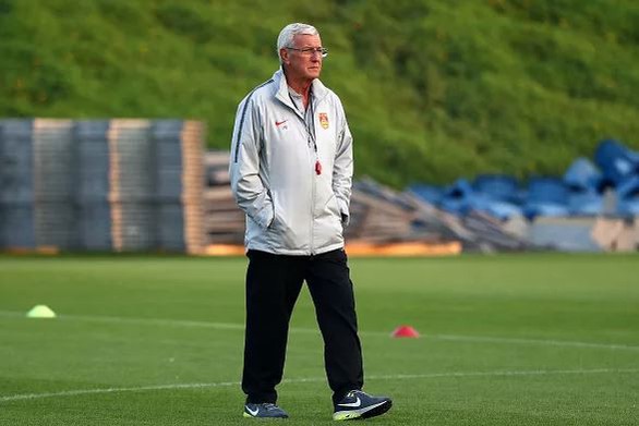Thắng Eriksson, Park Hang-seo chưa thể vào cuộc chiến huyền thoại - Ảnh 3. Thắng Eriksson, Park Hang-seo chưa thể vào cuộc chiến huyền thoại - Ảnh 3.