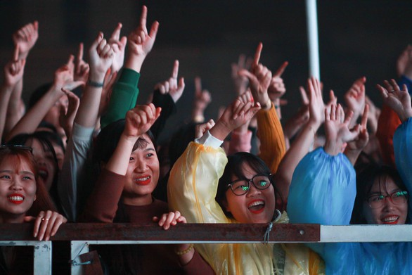 Cả nước rực rỡ đêm pháo hoa, Việt Nam chào năm mới 2019! - Ảnh 10. Cả nước rực rỡ đêm pháo hoa, Việt Nam chào năm mới 2019! - Ảnh 10.