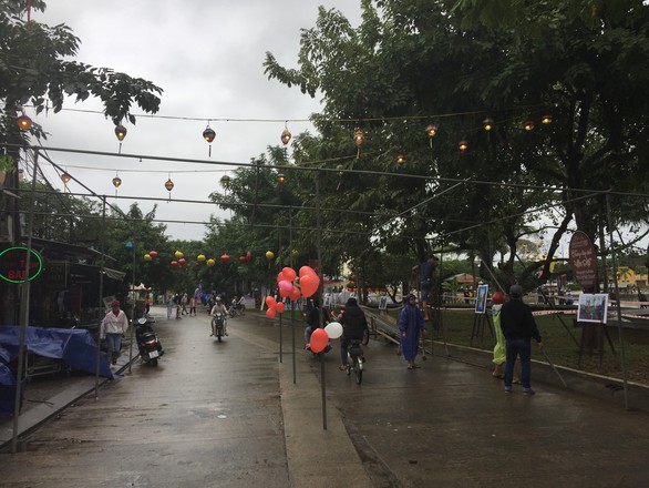Hai đại tiệc mừng năm mới 2019 tại phố cổ Hội An - Ảnh 3. Hai đại tiệc mừng năm mới 2019 tại phố cổ Hội An - Ảnh 3.