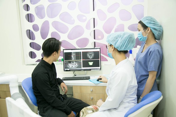 Quy trình chuẩn trồng răng implant an toàn, thẩm mỹ - Ảnh 5. Quy trình chuẩn trồng răng implant an toàn, thẩm mỹ - Ảnh 5.
