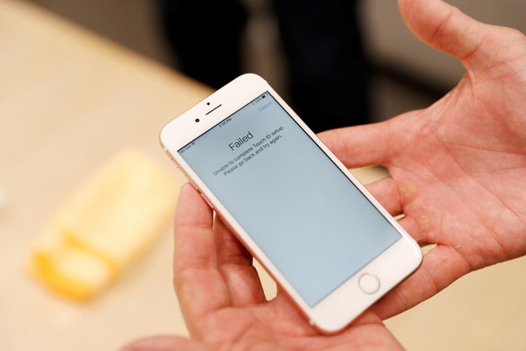 Cảnh giác với ứng dụng lợi dụng Touch ID trong App Store - Ảnh 1. Cảnh giác với ứng dụng lợi dụng Touch ID trong App Store - Ảnh 1.