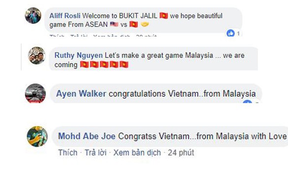Cổ động viên Malaysia chúc mừng tuyển Việt Nam ngay lập tức! - Ảnh 3. Cổ động viên Malaysia chúc mừng tuyển Việt Nam ngay lập tức! - Ảnh 3.