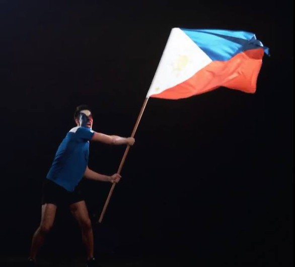 Đội nhà thất thế, CĐV Philippines thách CĐV Việt đấu...bóng rổ - Ảnh 4. Đội nhà thất thế, CĐV Philippines thách CĐV Việt đấu...bóng rổ - Ảnh 4.