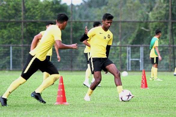 Malaysia thành công nhờ bài tập... Cheng Hoe-ball - Ảnh 2. Malaysia thành công nhờ bài tập... Cheng Hoe-ball - Ảnh 2.