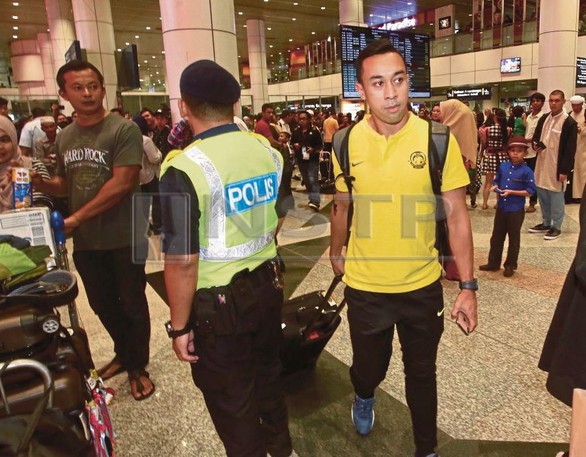 Malaysia thành công nhờ bài tập... Cheng Hoe-ball - Ảnh 1. Malaysia thành công nhờ bài tập... Cheng Hoe-ball - Ảnh 1.