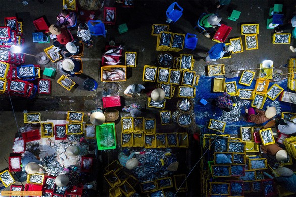 Chợ sớm ở Bà Rịa - Vũng Tàu nổi bật trên National Geographic - Ảnh 2. Chợ sớm ở Bà Rịa - Vũng Tàu nổi bật trên National Geographic - Ảnh 2.