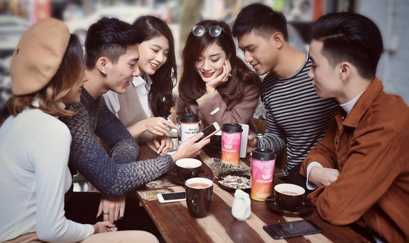 Thị trường 3G cuối năm: Nóng lên với Thánh SIM - Ảnh 1. Thị trường 3G cuối năm: Nóng lên với Thánh SIM - Ảnh 1.