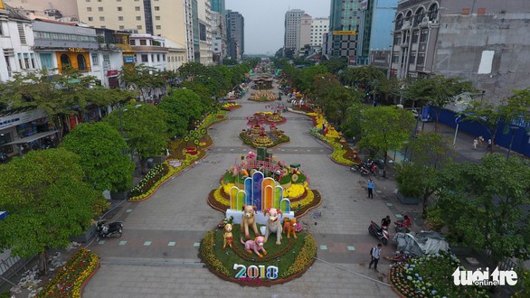Đường hoa Nguyễn Huệ mở cửa đón khách du xuân - Ảnh 5. Đường hoa Nguyễn Huệ mở cửa đón khách du xuân - Ảnh 5.