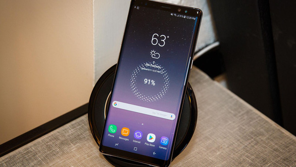 Đây là mẫu sạc nhanh không dây mới của Galaxy S9? - Ảnh 2. Đây là mẫu sạc nhanh không dây mới của Galaxy S9? - Ảnh 2.