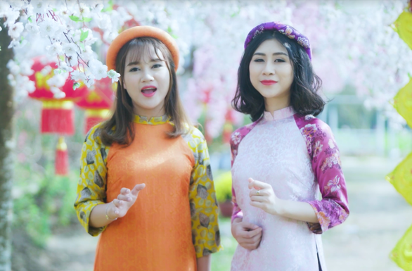 Tết con về: MV đón xuân của những gương mặt trẻ - Ảnh 2. Tết con về: MV đón xuân của những gương mặt trẻ - Ảnh 2.