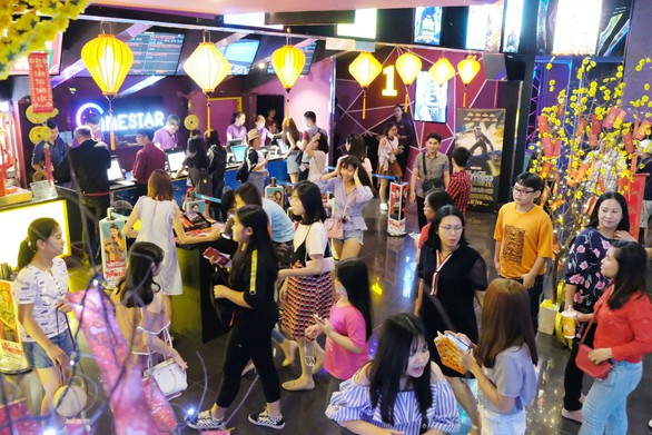 Tổng doanh thu phim Việt Tết Mậu Tuất chắc chắn hơn trăm tỉ - Ảnh 1. Tổng doanh thu phim Việt Tết Mậu Tuất chắc chắn hơn trăm tỉ - Ảnh 1.