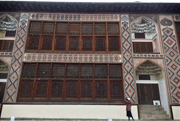 Thăm làng Sheki bé nhỏ bên dãy Caucasus hùng vĩ - Ảnh 3. Thăm làng Sheki bé nhỏ bên dãy Caucasus hùng vĩ - Ảnh 3.