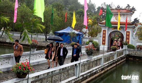 Lễ hội đền Huyền Trân ở Huế: Ngưỡng vọng tiền nhân - Ảnh 2. Lễ hội đền Huyền Trân ở Huế: Ngưỡng vọng tiền nhân - Ảnh 2.