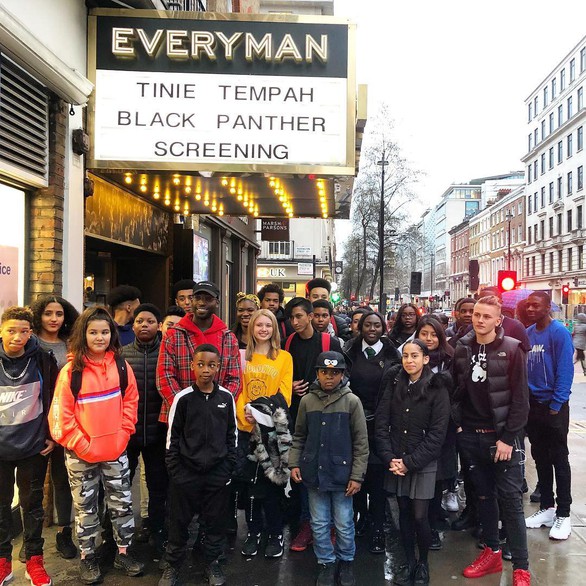 Black Panther đại thắng, Disney ủng hộ từ thiện 1 triệu USD - Ảnh 4. Black Panther đại thắng, Disney ủng hộ từ thiện 1 triệu USD - Ảnh 4.