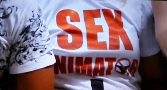 Thái Lan bắt 10 người Nga vì mở khóa ‘đào tạo sex’ - Ảnh 2. Thái Lan bắt 10 người Nga vì mở khóa ‘đào tạo sex’ - Ảnh 2.
