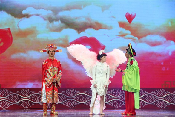 Bổ nhiệm thần tốc, nâng đỡ không trong sáng vào kịch bản Táo Quân - Ảnh 13. Bổ nhiệm thần tốc, nâng đỡ không trong sáng vào kịch bản Táo Quân - Ảnh 13.