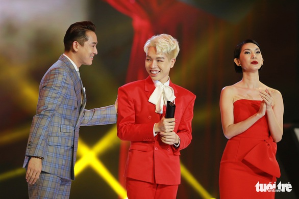 U23 Việt Nam bất ngờ nhận giải WeChoice 2017 - Ảnh 9. U23 Việt Nam bất ngờ nhận giải WeChoice 2017 - Ảnh 9.