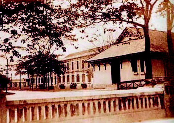 Nguyễn Tất Thành ra đi từ ngôi trường xứ Huế - Ảnh 1.