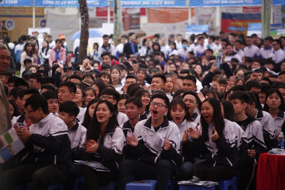 Thanh Hóa: sôi động với hàng ngàn học sinh - Ảnh 1. Thanh Hóa: sôi động với hàng ngàn học sinh - Ảnh 1.