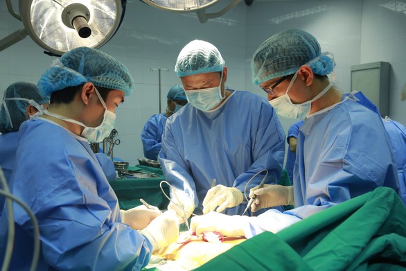 Điều kỳ diệu bệnh nhân chết não hiến tạng cứu 6 người - Ảnh 2. Điều kỳ diệu bệnh nhân chết não hiến tạng cứu 6 người - Ảnh 2.