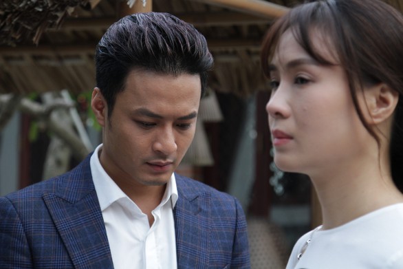 Cả một đời ân oán: phi lý khiến khán giả phẫn nộ - Ảnh 2. Cả một đời ân oán: phi lý khiến khán giả phẫn nộ - Ảnh 2.